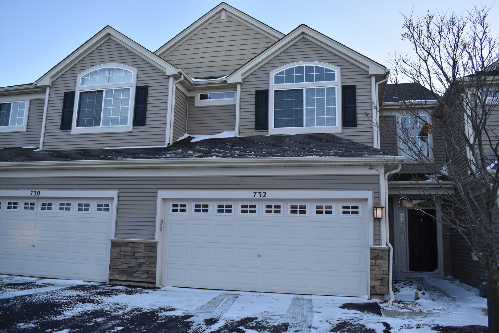 732 South Jade Lane Round Lake, IL 60073 - Photo 1 of 17