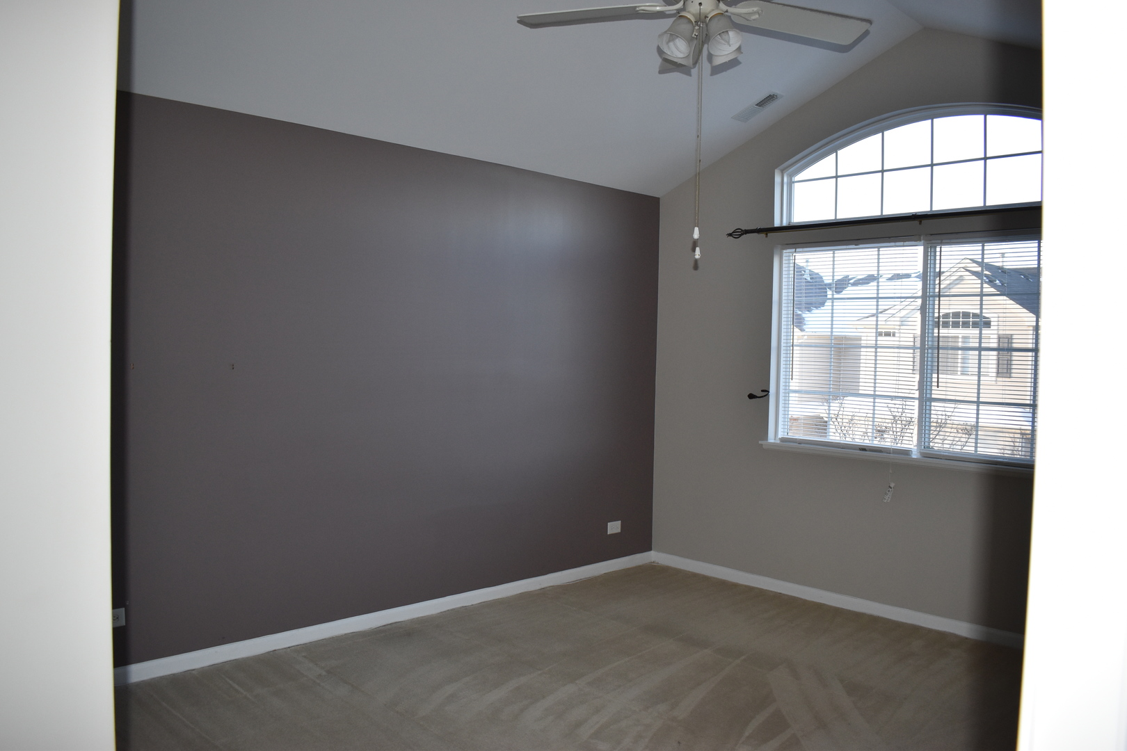 732 South Jade Lane Round Lake, IL 60073 - Photo 14 of 17