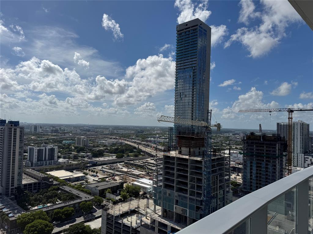 851 Northeast 1st Avenue, Unit 2606 Miami, FL 33132 - Photo 13 of 30 a city view