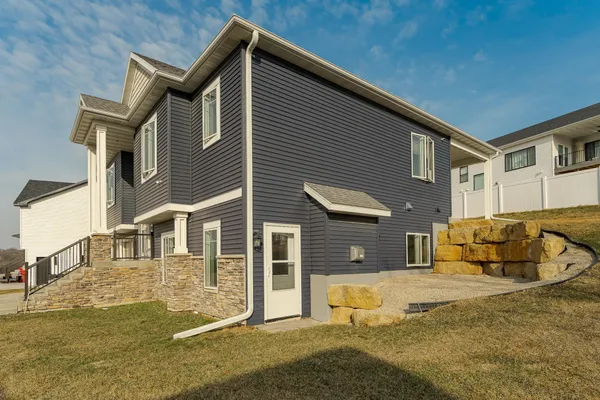 $534,900 | 2667 Century Pine Lane Northeast, Rochester, MN 55906