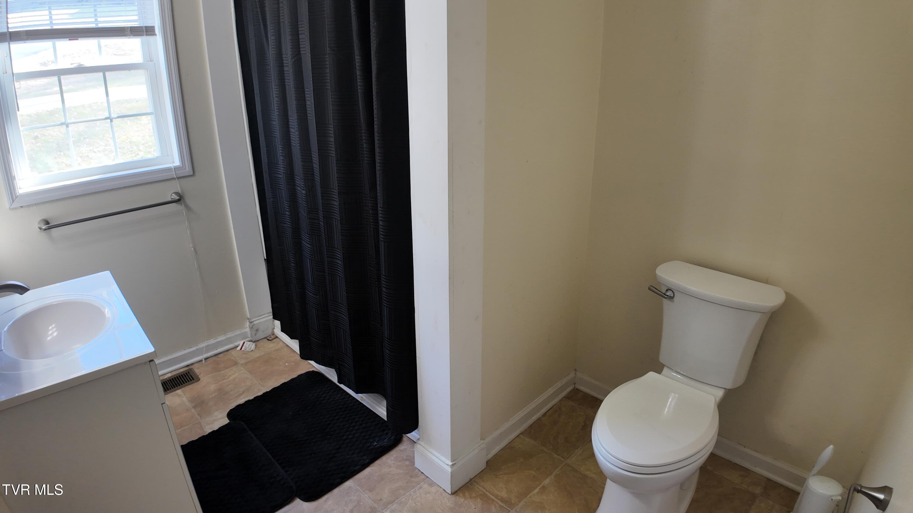 492 Weaver Branch Road Bluff City, TN 37618 - Photo 24 of 43 dji_mimo_20260113_131434_20260113131435_