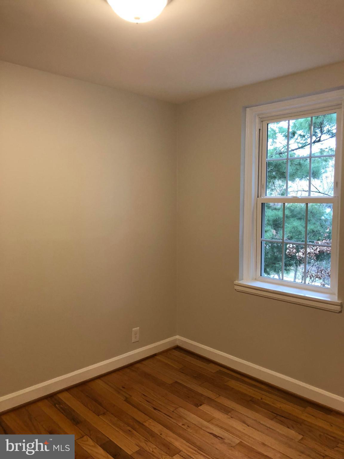 4920 29th Road South Arlington, VA 22206 - Photo 6 of 10 Bedroom