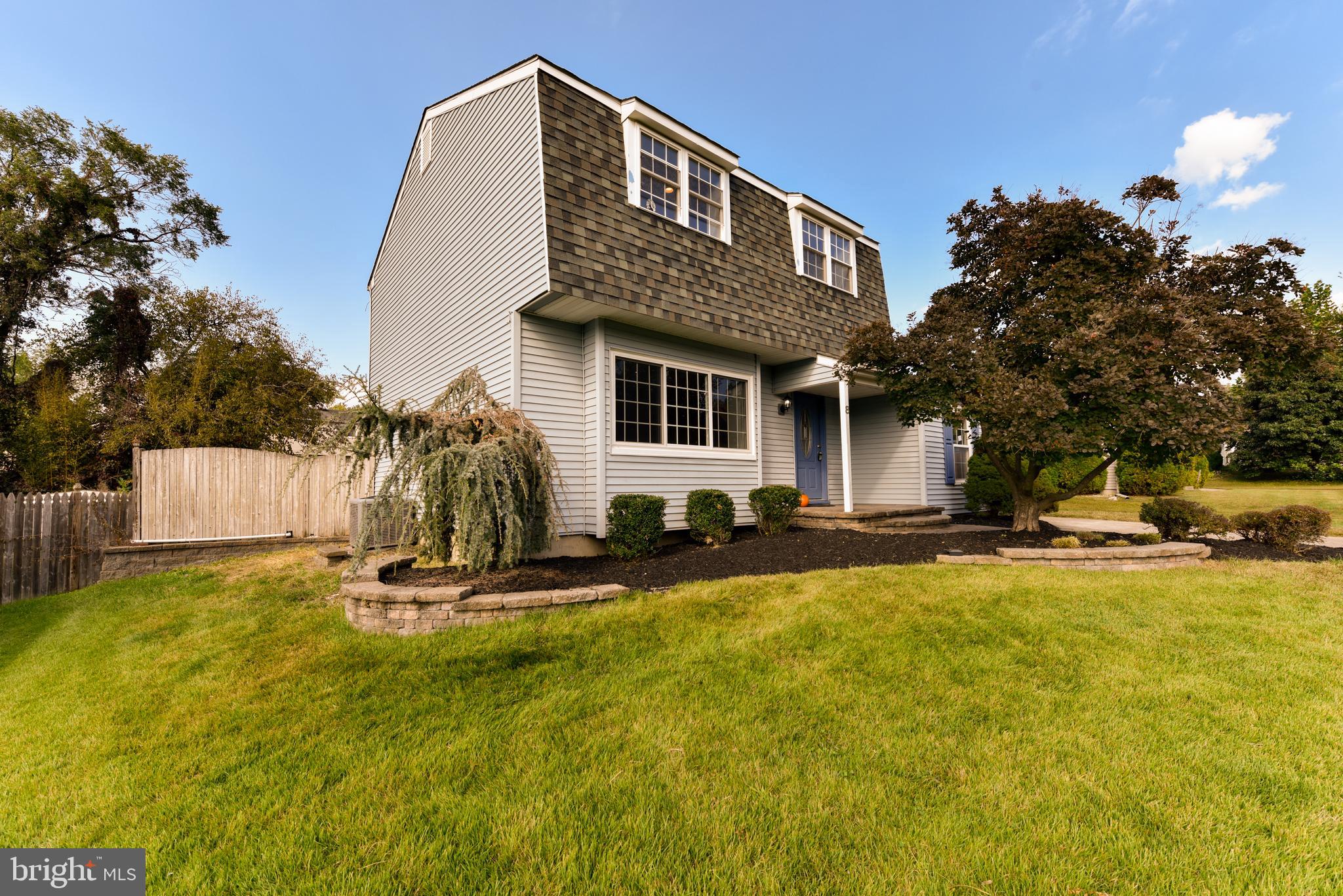 8 Constitution Road Laurel Springs, NJ 08021 - Photo 2 of 17