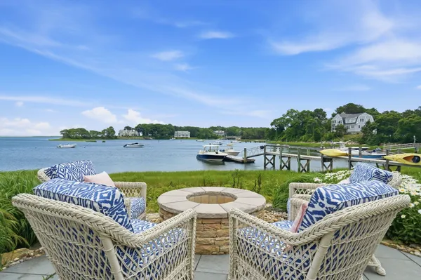 $6,795,000 | 181 Daniels Island Road, Mashpee, MA 02649