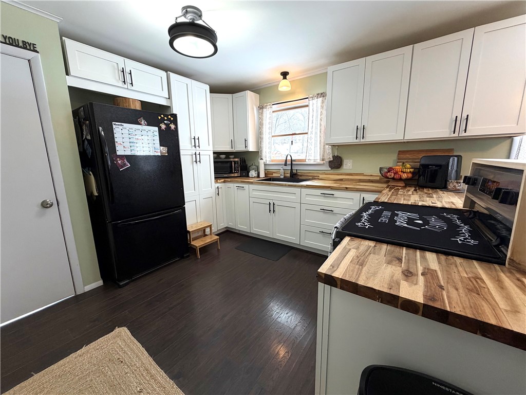 8524 Green Road West Sparta, NY 14437 - Photo 11 of 36