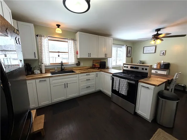 $219,900 | 8524 Green Road, West Sparta, NY 14437