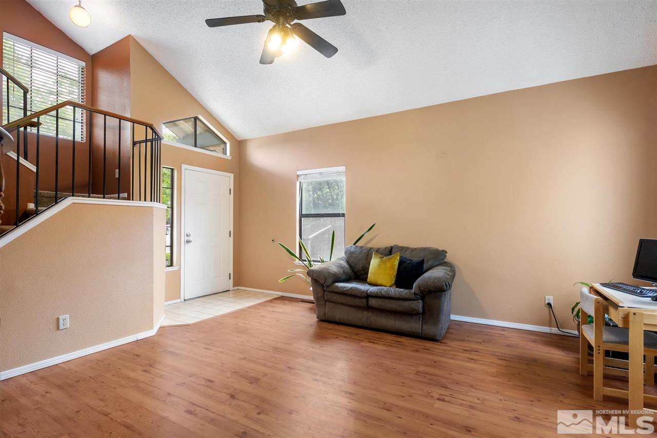 1167 McGee Drive Reno, NV 89523 - Photo 5 of 28 Photo 5