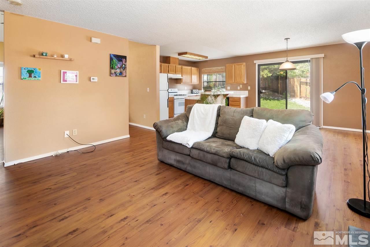 1167 McGee Drive Reno, NV 89523 - Photo 8 of 28 Photo 8