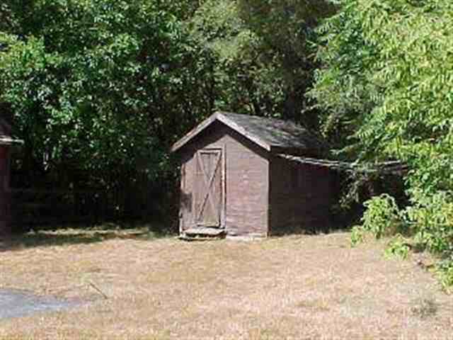 9431 Jackman Road Temperance, MI 48182 - Photo 4 of 6 463289-3.JPG
