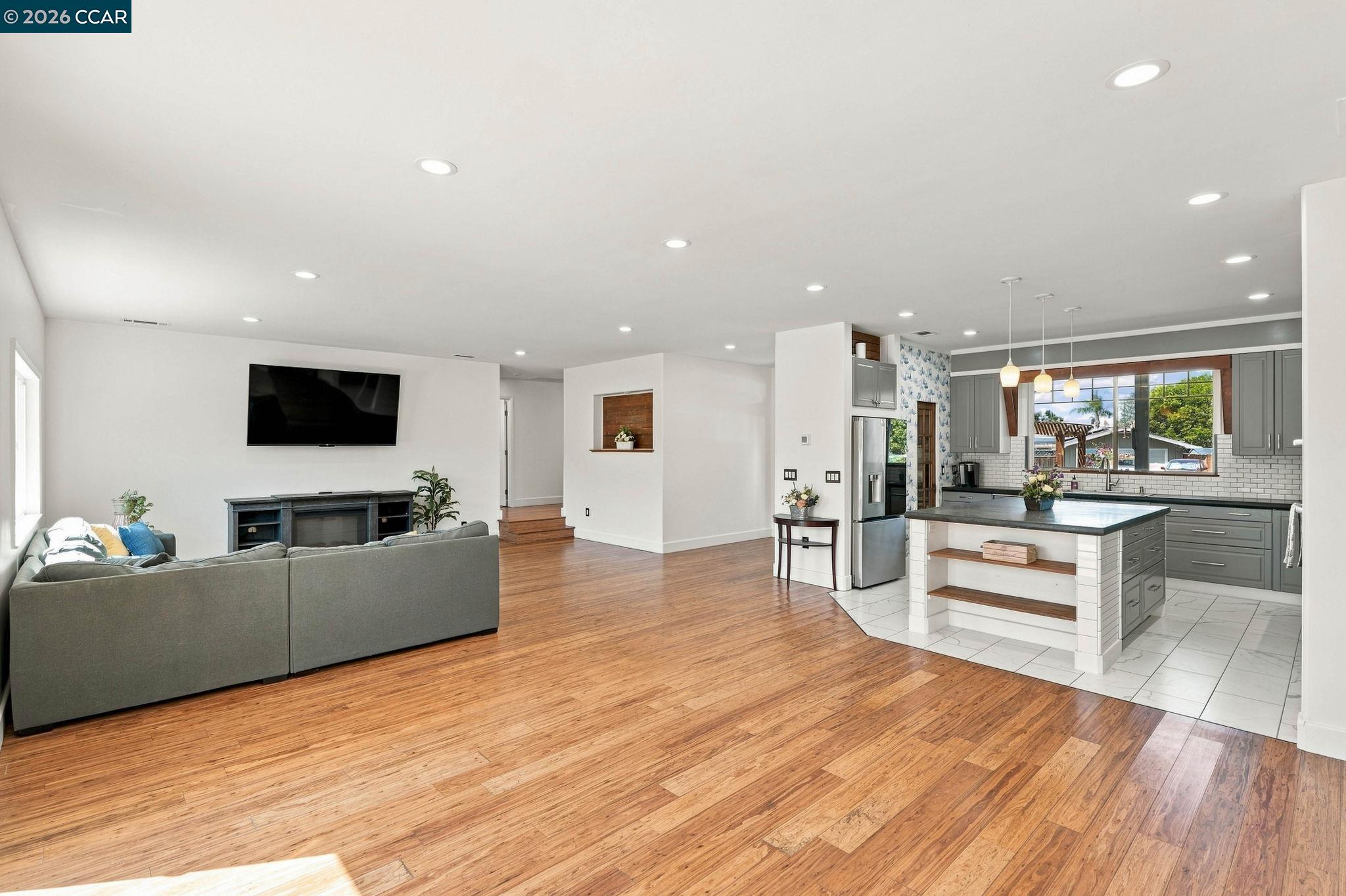 1704 Denkinger Road Concord, CA 94521 - Photo 28 of 72 Gallery Image 28