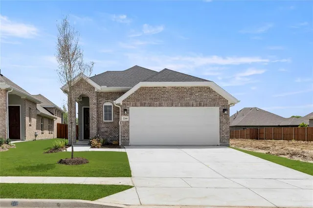 $309,990 | 2244 Aspen Chase Drive, Royse City, TX 75189