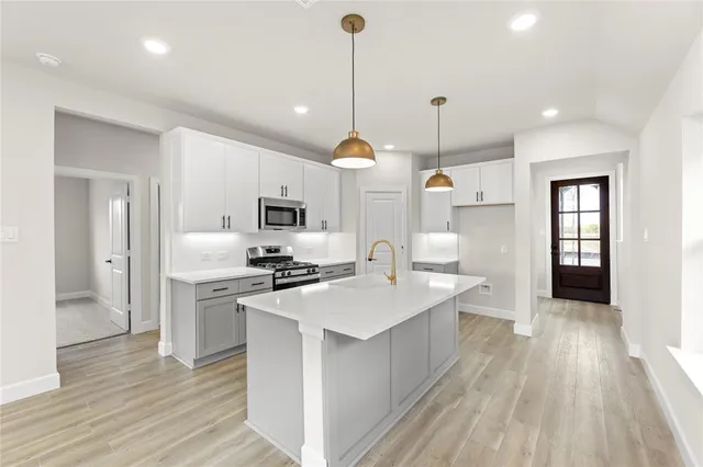 $309,990 | 2244 Aspen Chase Drive, Royse City, TX 75189