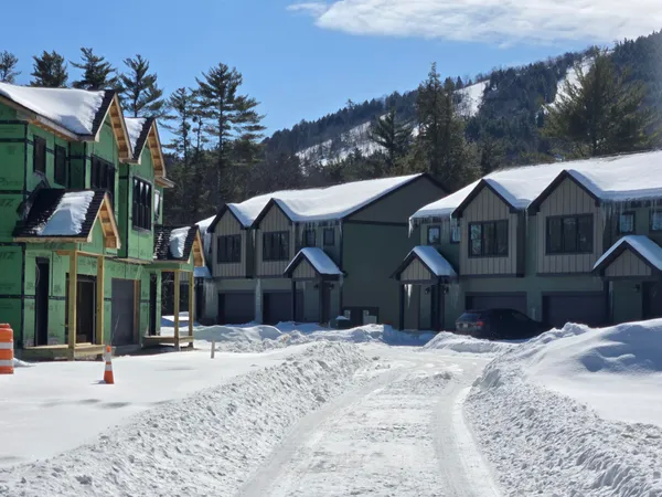 $519,000 | 5 Mountain Road, Unit 5, Bridgton, ME 04009