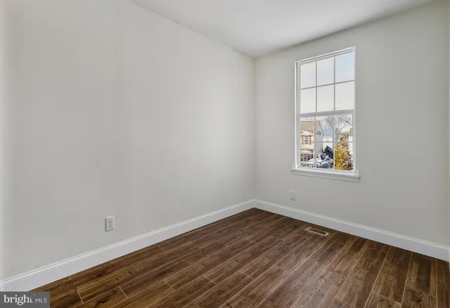 $295,000 | 10 Heywood Lane, Sicklerville, NJ 08081