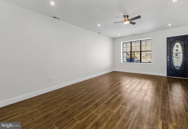 $295,000 | 10 Heywood Lane, Sicklerville, NJ 08081