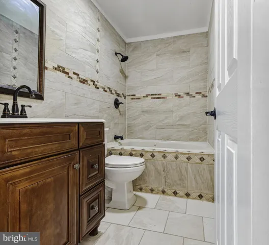 $295,000 | 10 Heywood Lane, Sicklerville, NJ 08081