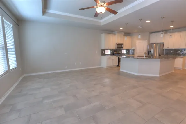 $2,400 | 8114 Luz De Luna Street, Corpus Christi, TX 78414