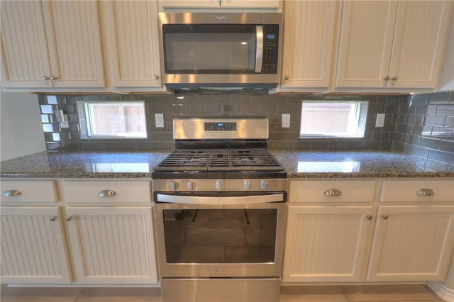 $2,400 | 8114 Luz De Luna Street, Corpus Christi, TX 78414