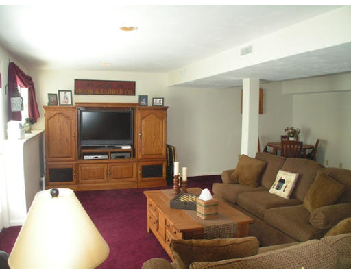 29 Spring Lane, Unit 29S Norton, MA 02766 - Photo 23 of 30 Gallery Image 23