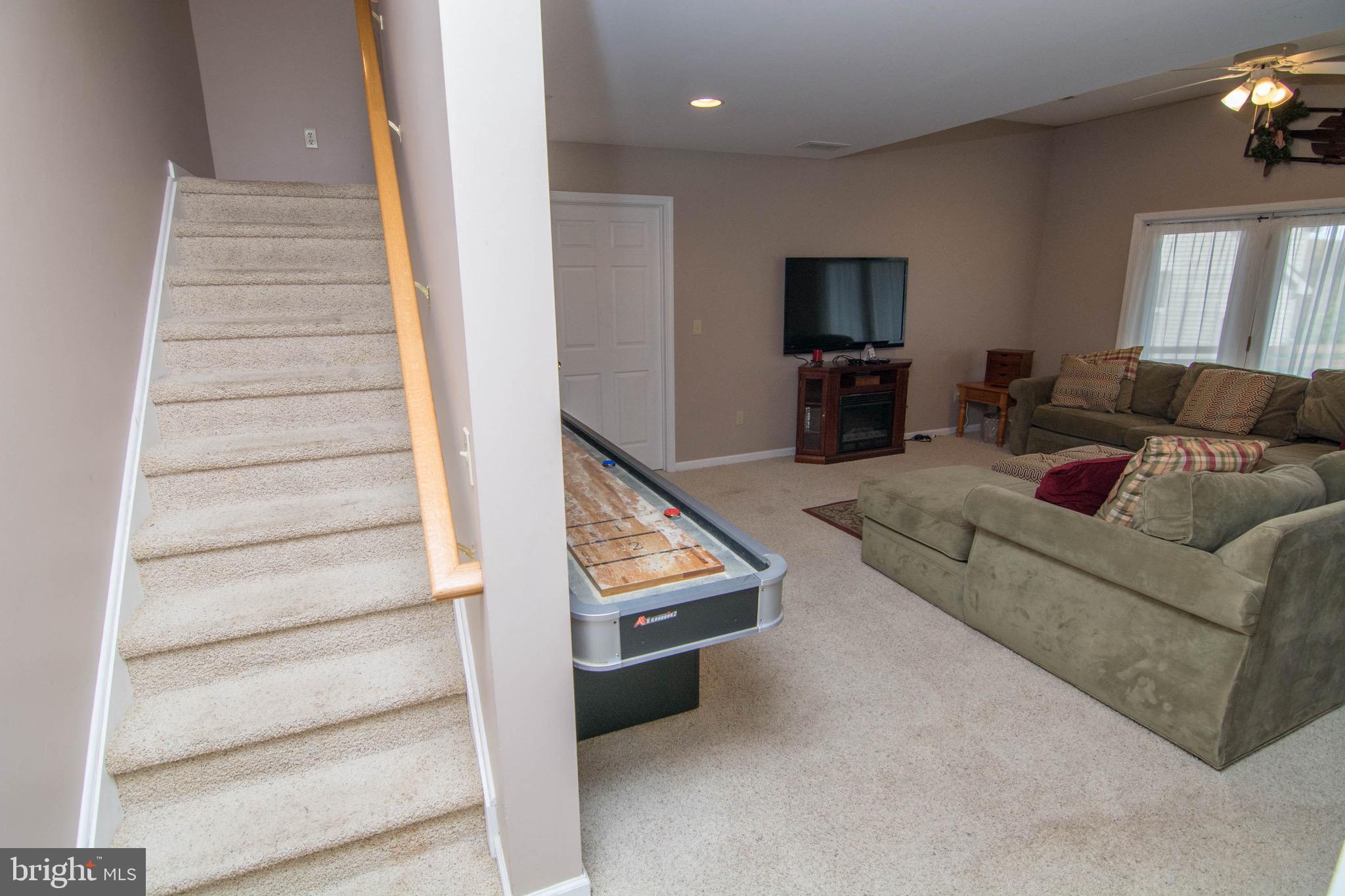 175 Roman Ridge Road Oakland, MD 21550 - Photo 13 of 49 Gallery Image 13