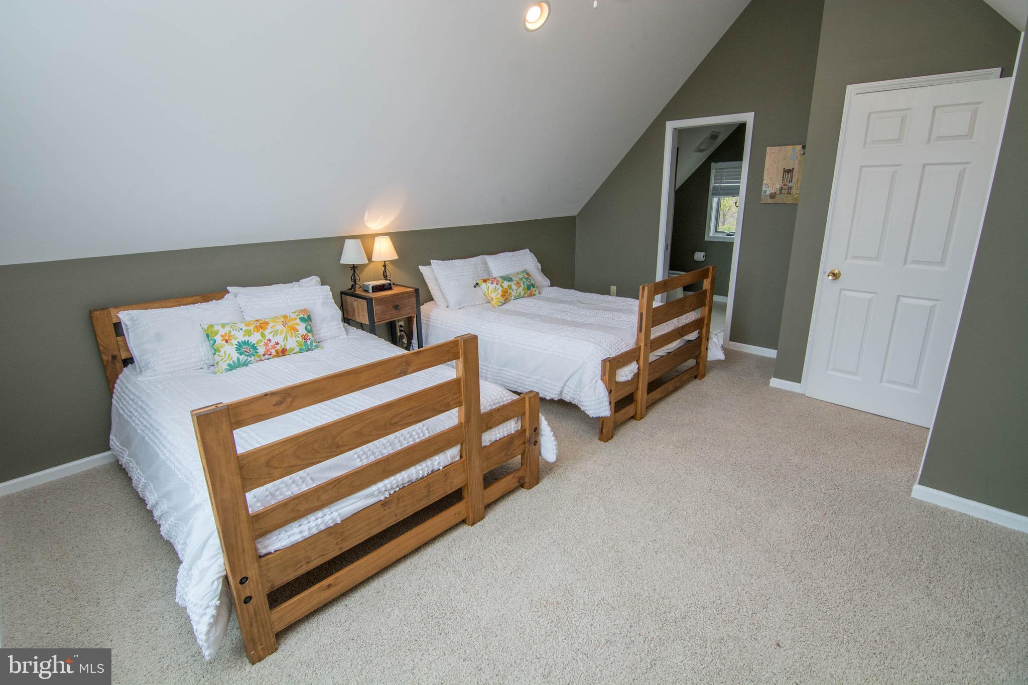 175 Roman Ridge Road Oakland, MD 21550 - Photo 32 of 49 Gallery Image 32