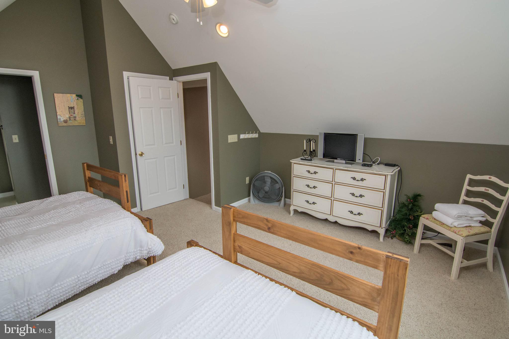 175 Roman Ridge Road Oakland, MD 21550 - Photo 33 of 49 Gallery Image 33