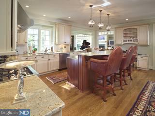 537 County Line Road Radnor, PA 19087 - Photo 4 of 6