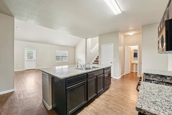 $2,250 | 223 Camellia Drive, Hutto, TX 78634