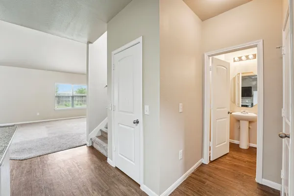 $2,250 | 223 Camellia Drive, Hutto, TX 78634