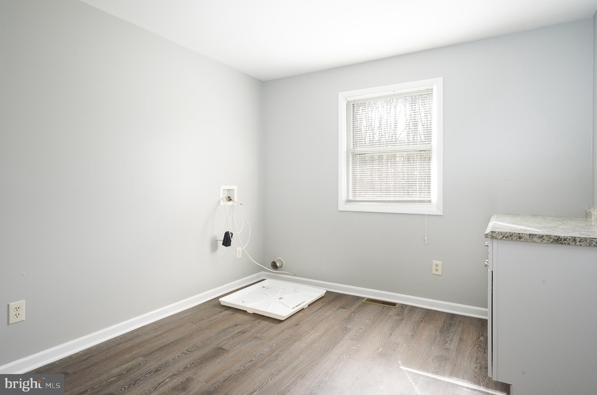 832 Nottingham Road Elkton, MD 21921 - Photo 23 of 25 Laundry room