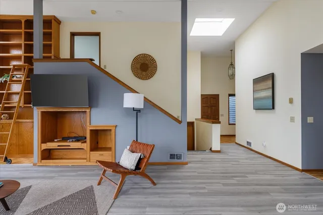 $825,000 | 5495 Windmill Lane, Freeland, WA 98249