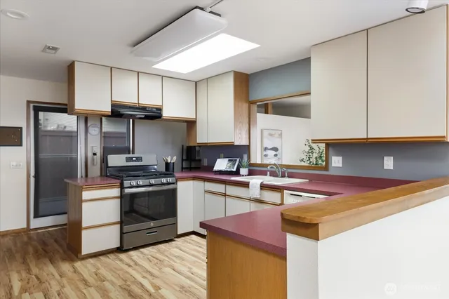 $825,000 | 5495 Windmill Lane, Freeland, WA 98249