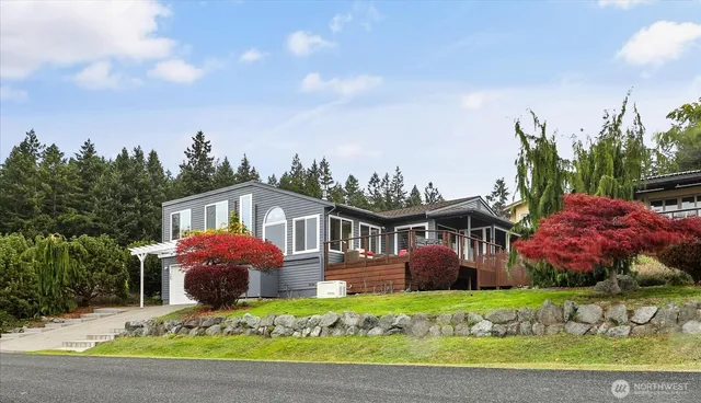 $825,000 | 5495 Windmill Lane, Freeland, WA 98249