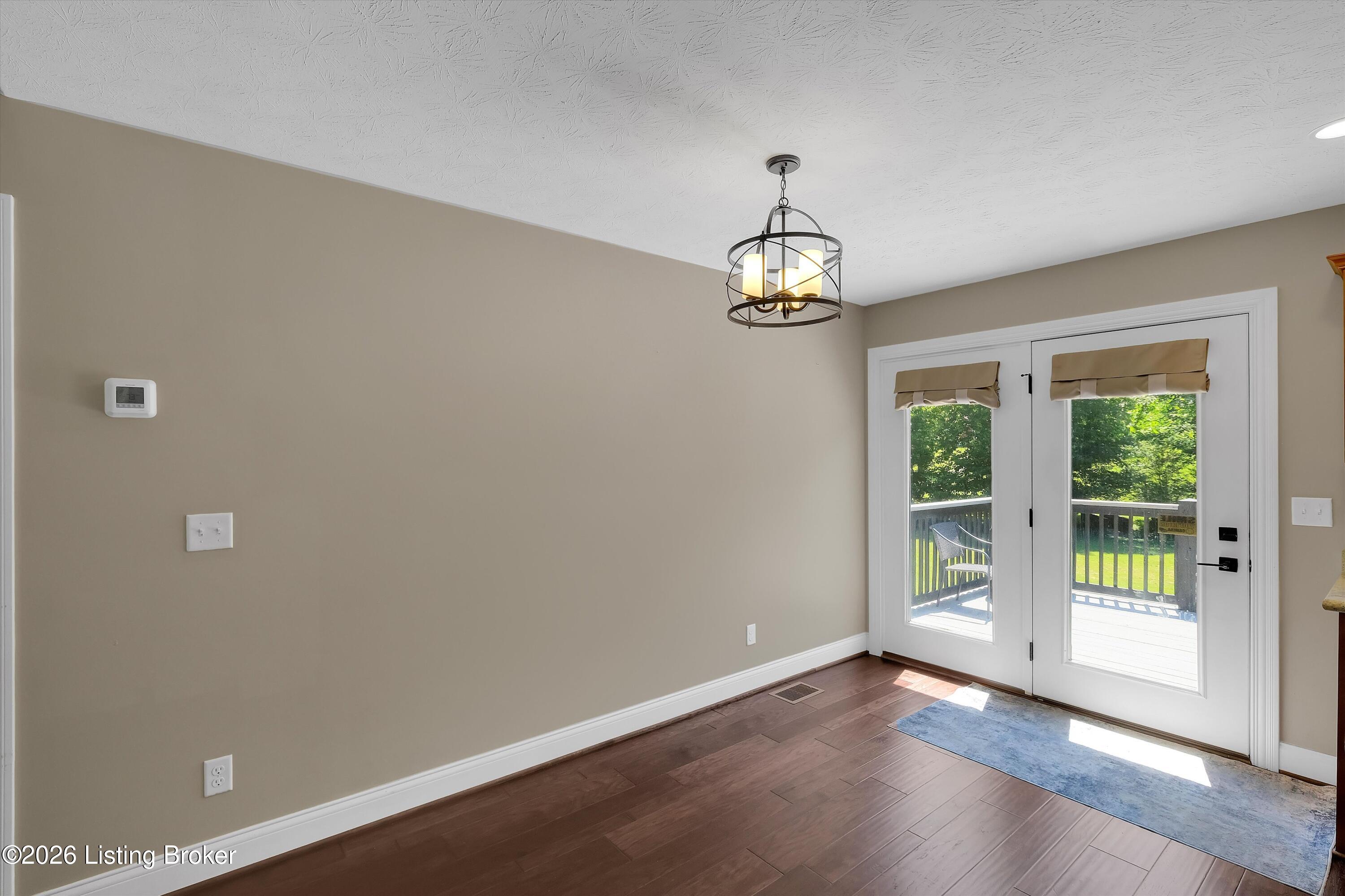 7840 Whipperwill Road Louisville, KY 40214 - Photo 13 of 52 13-7840 Whipperwill Rd