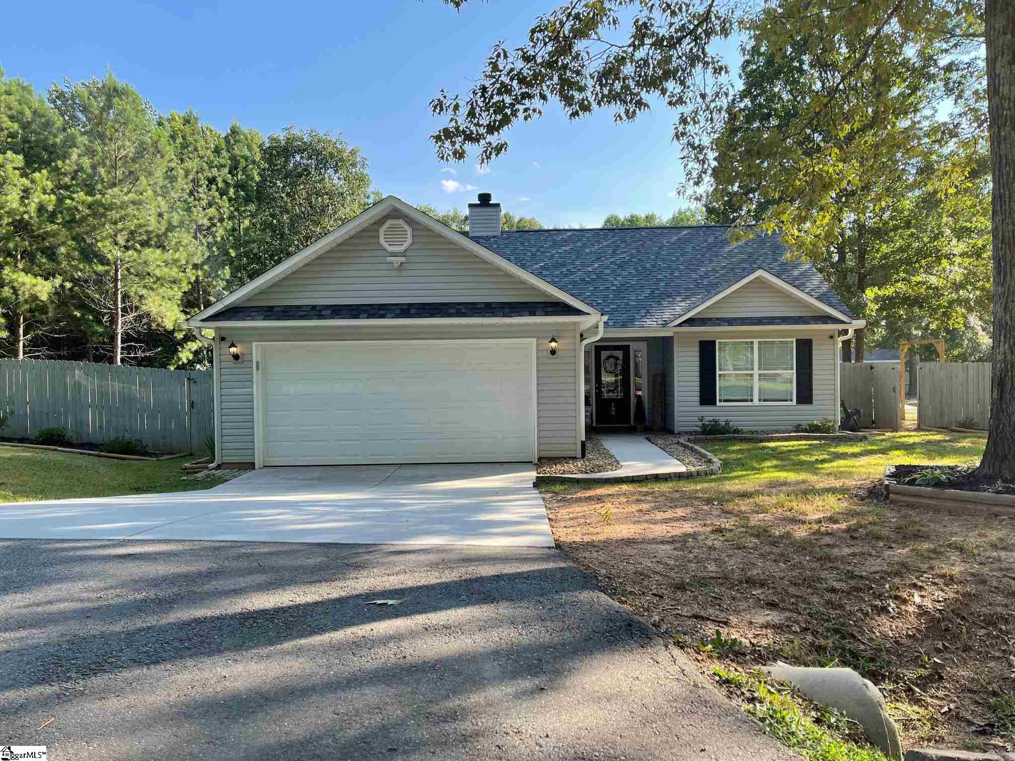 199 Ridgecrest Drive Williamston, SC 29697 - Photo 1 of 26 Gallery Image 1