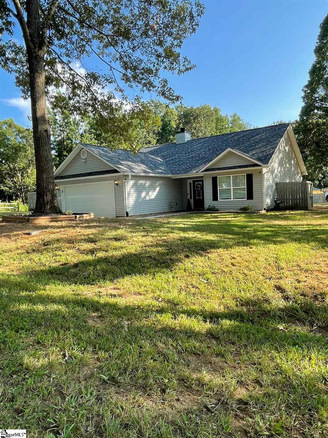199 Ridgecrest Drive Williamston, SC 29697 - Photo 3 of 26 Gallery Image 3