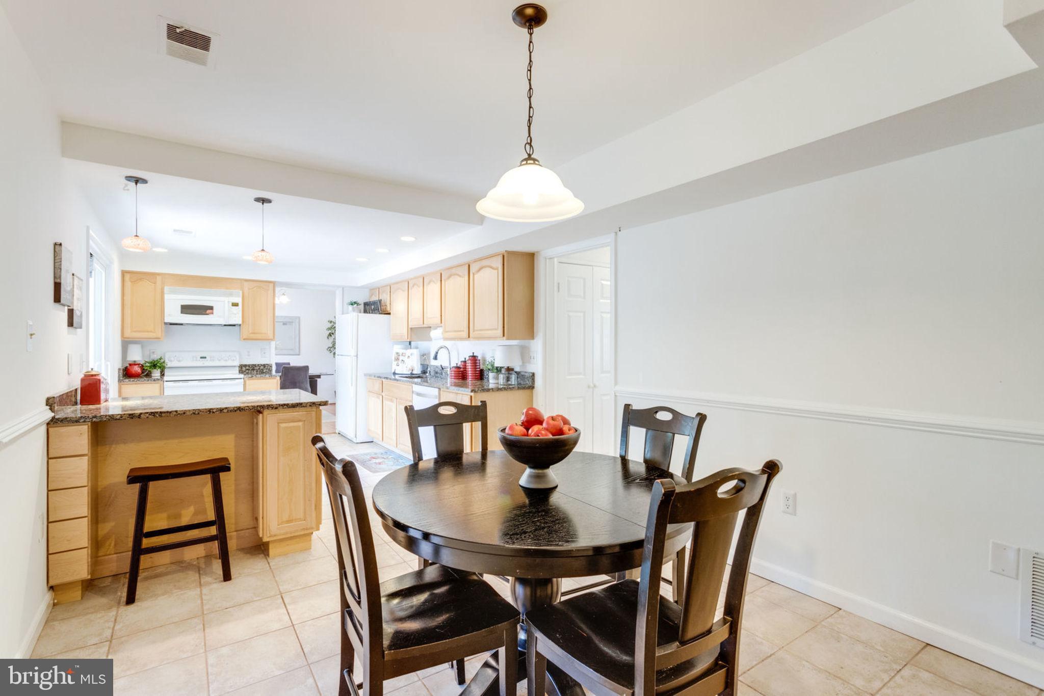 12726 Builders Road Herndon, VA 20170 - Photo 17 of 52 Gallery Image 17
