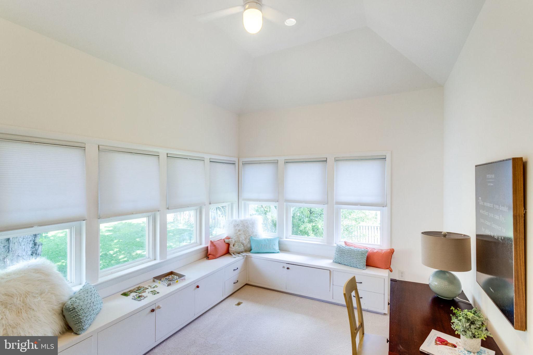 12726 Builders Road Herndon, VA 20170 - Photo 32 of 52 Gallery Image 32