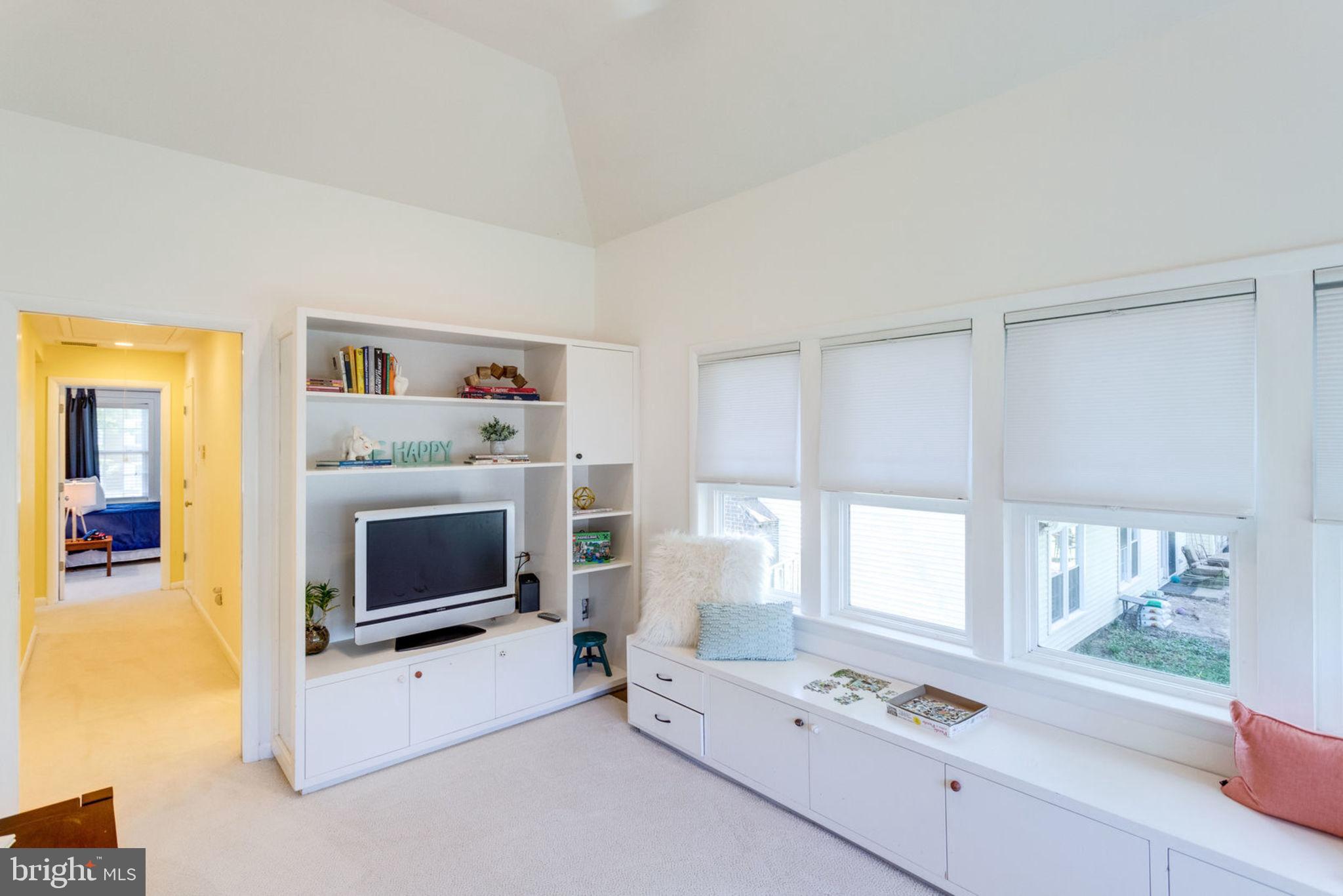 12726 Builders Road Herndon, VA 20170 - Photo 33 of 52 Gallery Image 33
