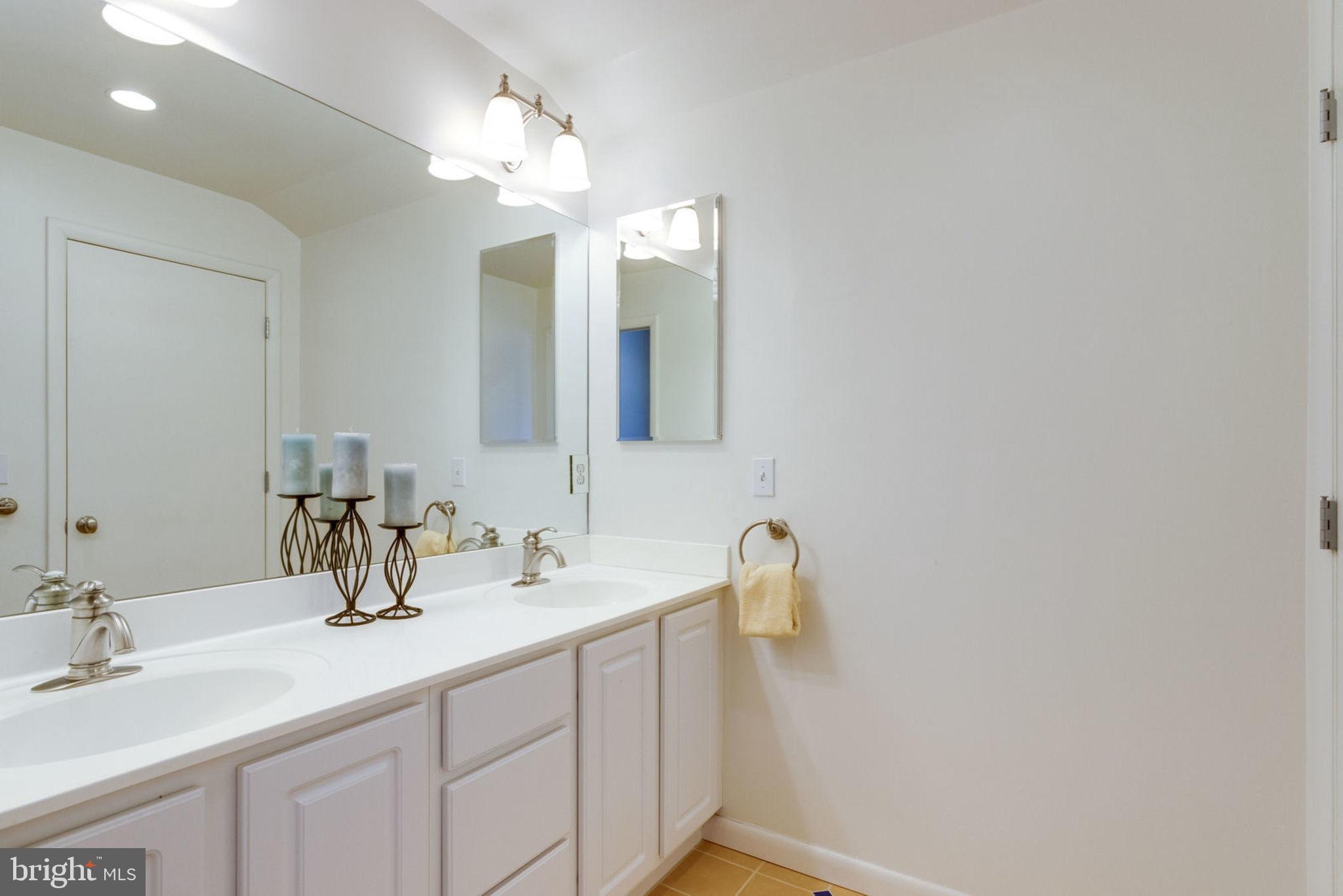 12726 Builders Road Herndon, VA 20170 - Photo 36 of 52 Gallery Image 36
