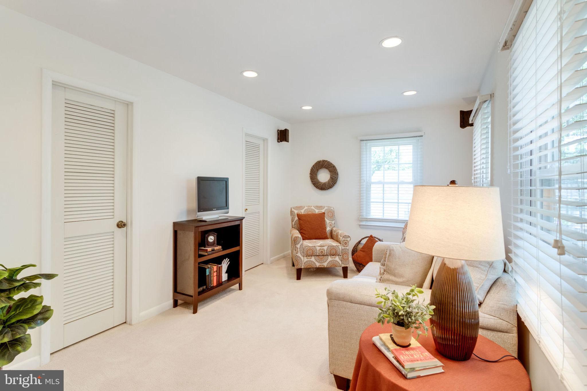 12726 Builders Road Herndon, VA 20170 - Photo 42 of 52 Gallery Image 42