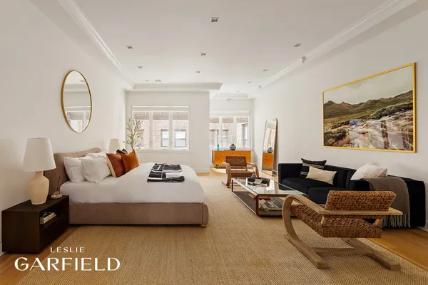 $12,995,000 | 33 West 71st Street | Upper West Side