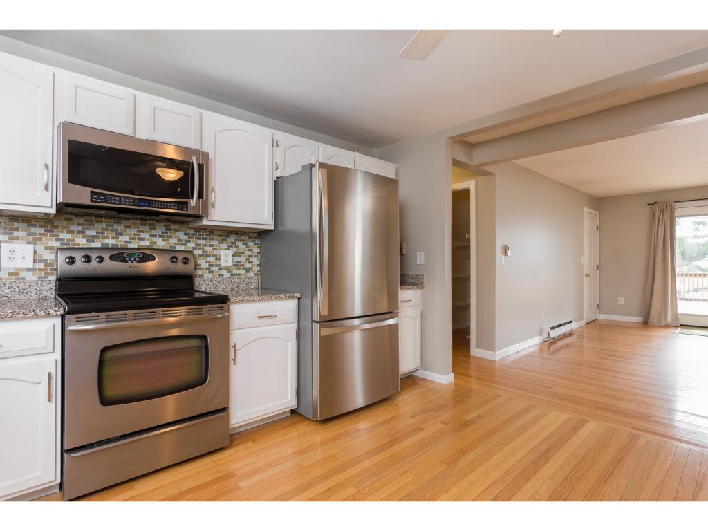 520 Winnacunnet Road, Unit A Hampton, NH 03842 - Photo 12 of 33 Gallery Image 12
