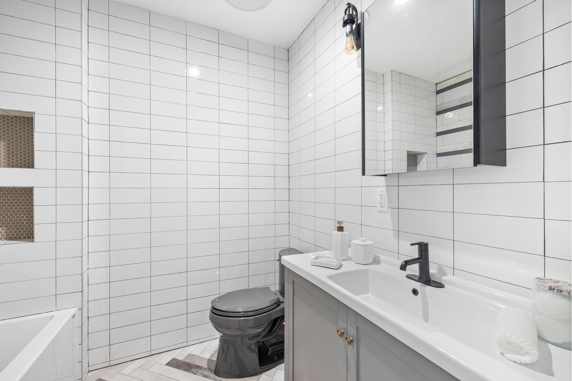 219 Weirfield Street, Unit 2 Brooklyn, NY 11221 - Photo 9 of 11