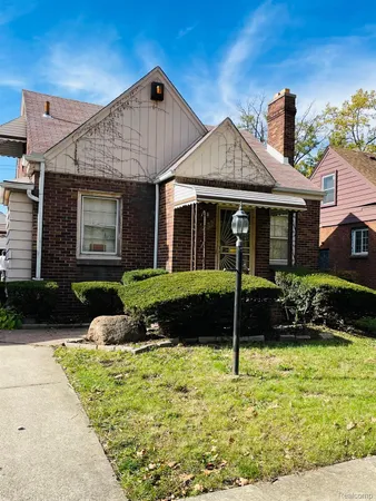 $124,900 | 9327 Cloverlawn Avenue, Detroit, MI 48204