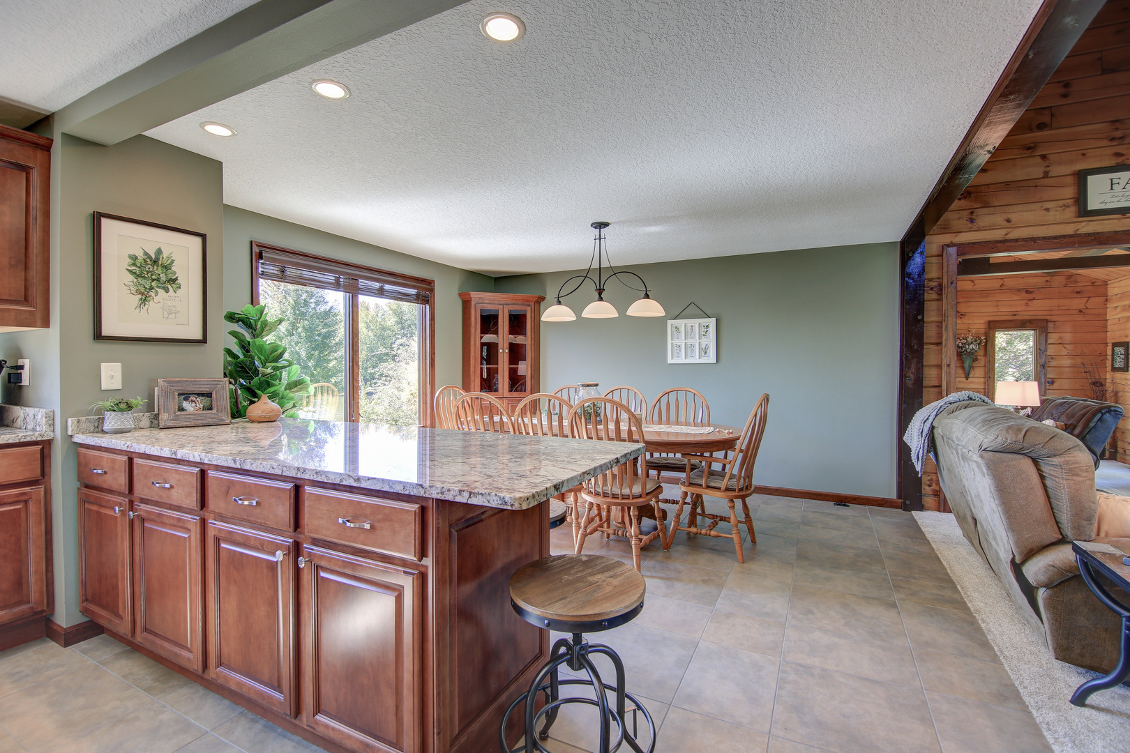 23837 Hazel Road Sterling, IL 61081 - Photo 28 of 67 Gallery Image 28