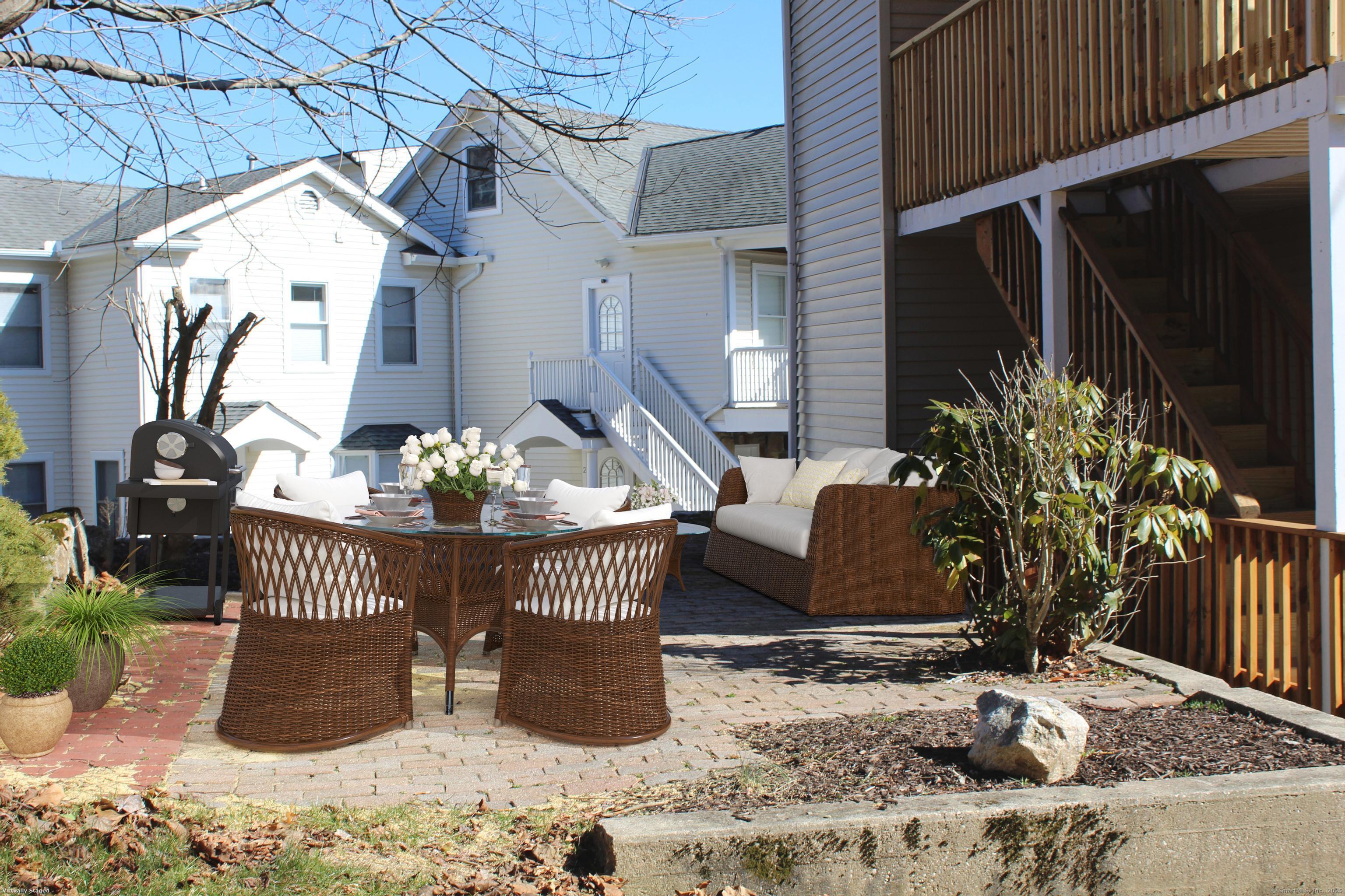 272 Valley Road, Unit 2 Greenwich, CT 06807 - Photo 11 of 11 Virtually Staged