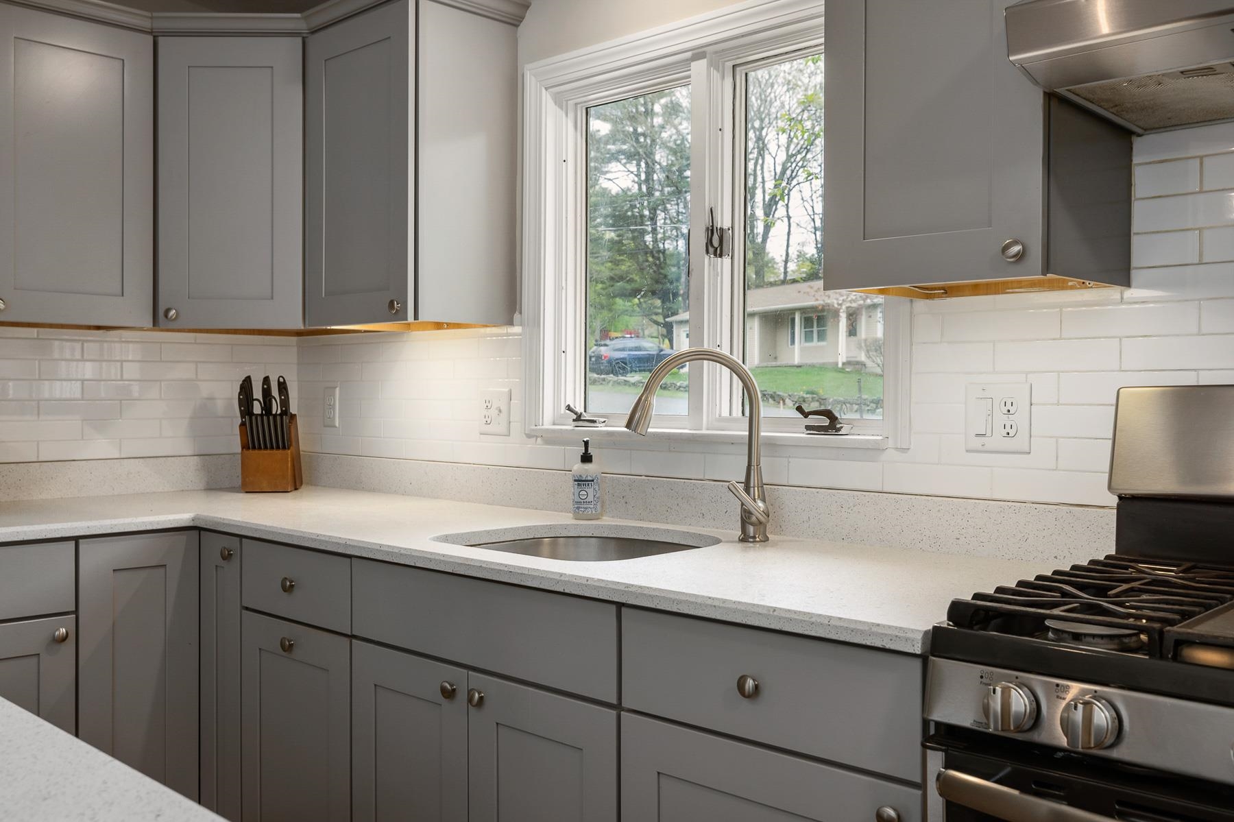 44 A Mountainview Terrace Rye, NH 03870 - Photo 4 of 28