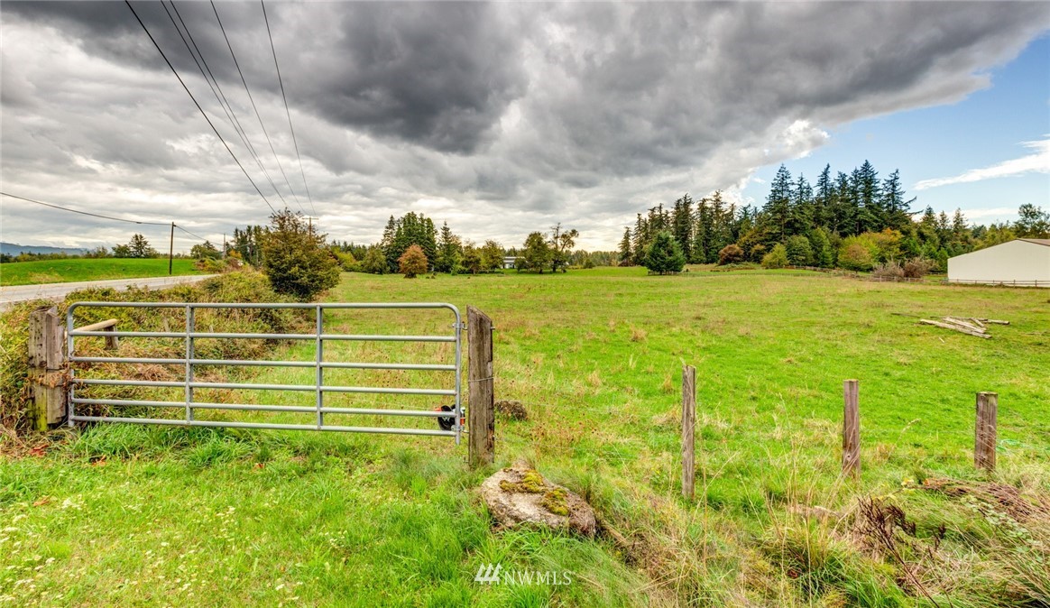 6097 Everson Goshen Road Bellingham, WA 98226 - Photo 20 of 24