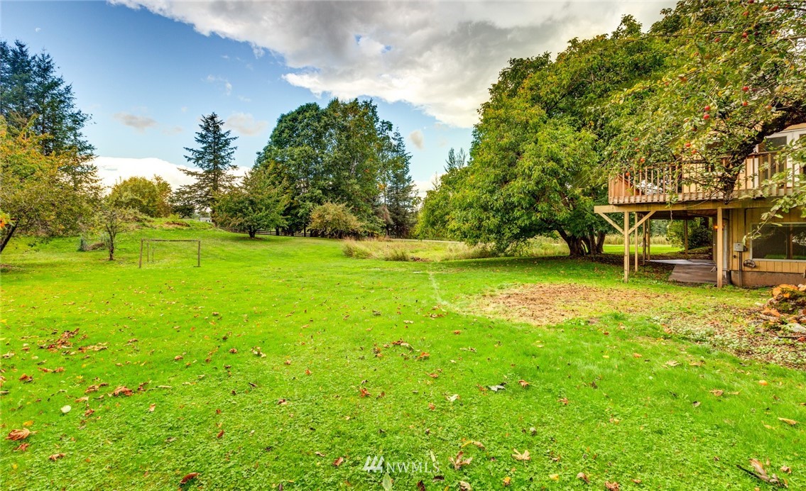 6097 Everson Goshen Road Bellingham, WA 98226 - Photo 22 of 24